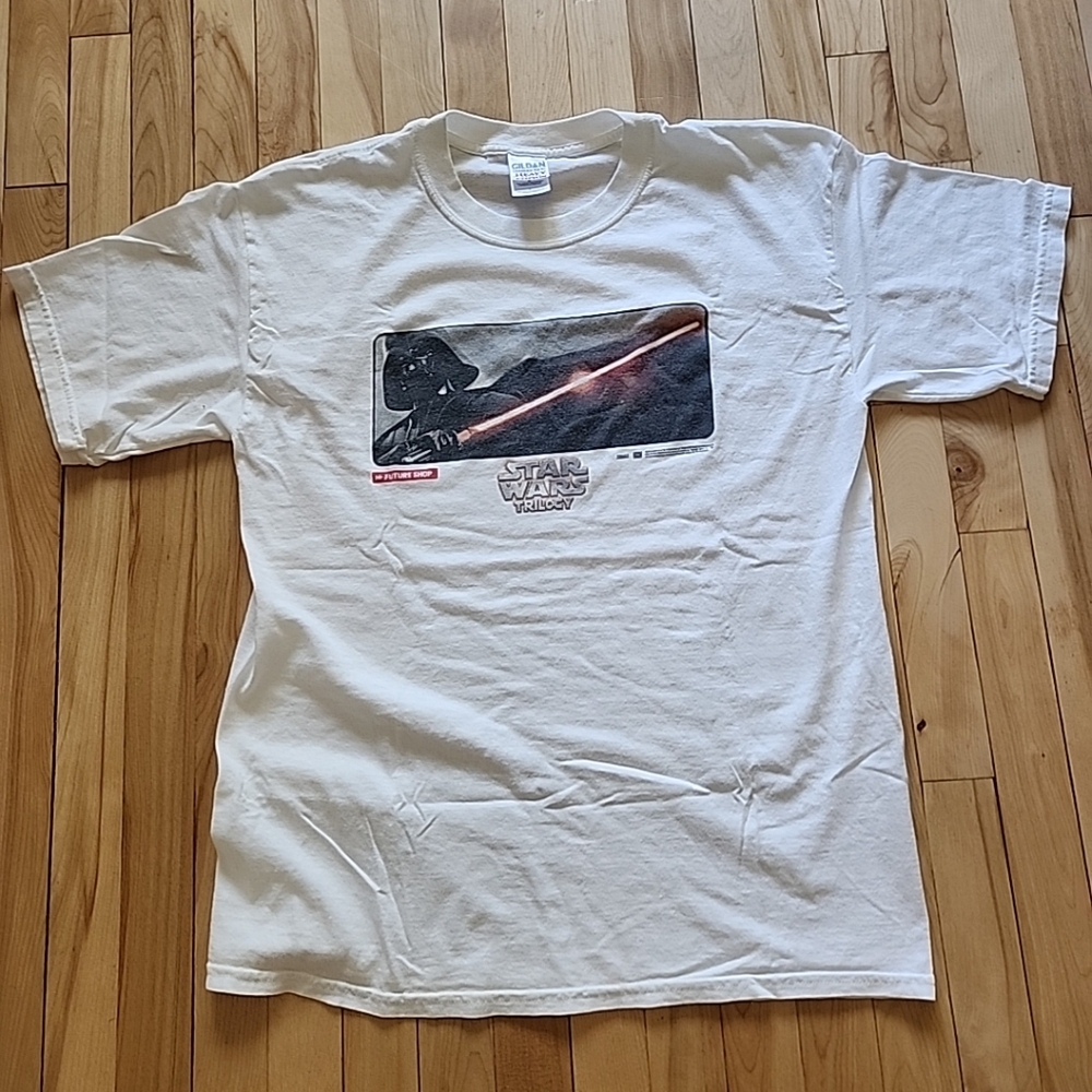 VTG 2004 Star Wars Trilogy Revenge Of The Sith T-Shirt Future Shop Darth Vader L